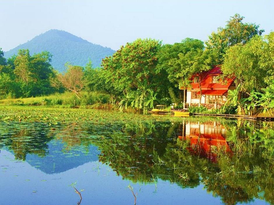 Golden Lake View Boutique Resort Kancsanaburi Kültér fotó